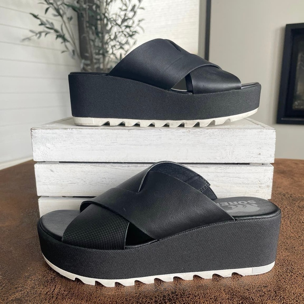 SOREL Cameron Flatform Leather Mules Sandals black / Size 7